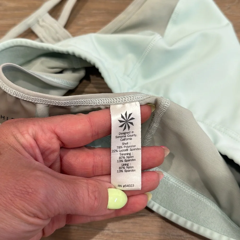 ATHLETA Light Blue Push The Limit Pullover Racerback Mesh Active Sports Bra Sz S